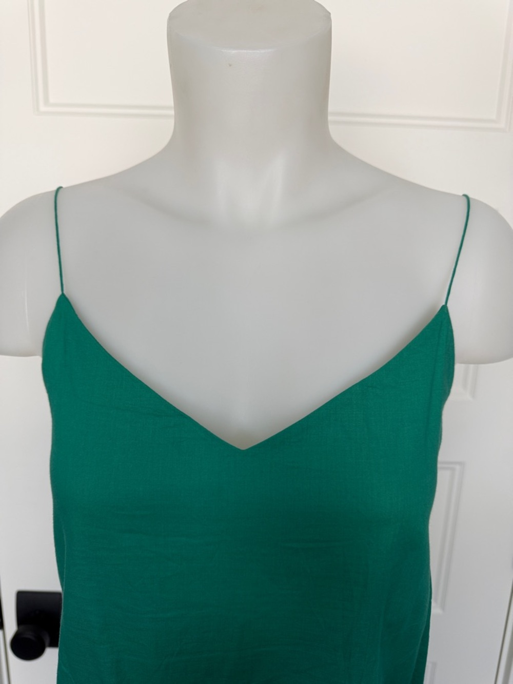 Mac Phee V-neck Spaghetti Strap Midi Dress in Sz Med - Picture 2 of 11